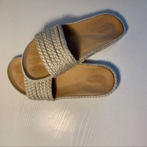 Woven Slides